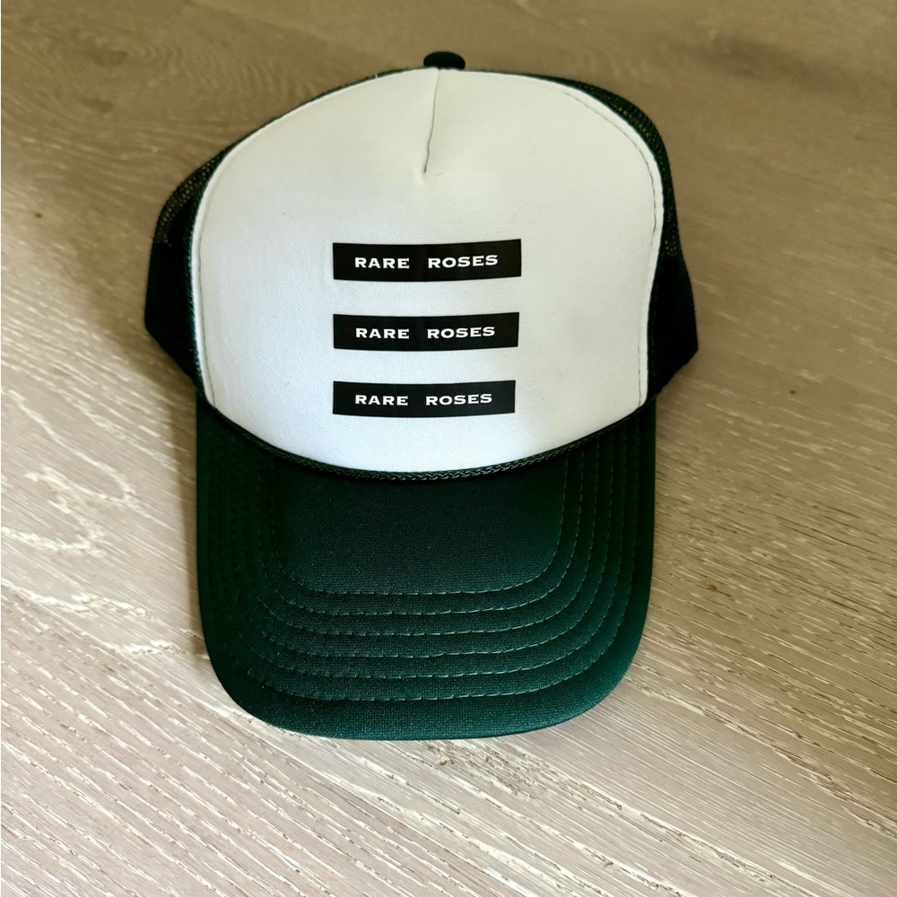 Rare roses trucker hat green NEW